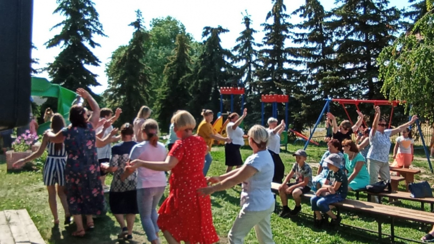10 июля в Полдомасово прошёл концерт, посвящённый Дню семьи, любви и верности!